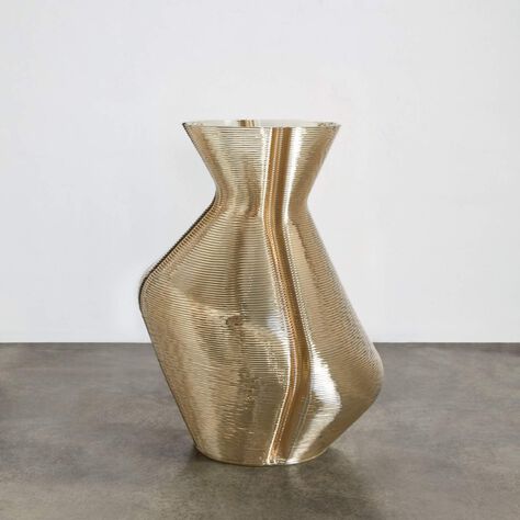 Changing Vase Medium