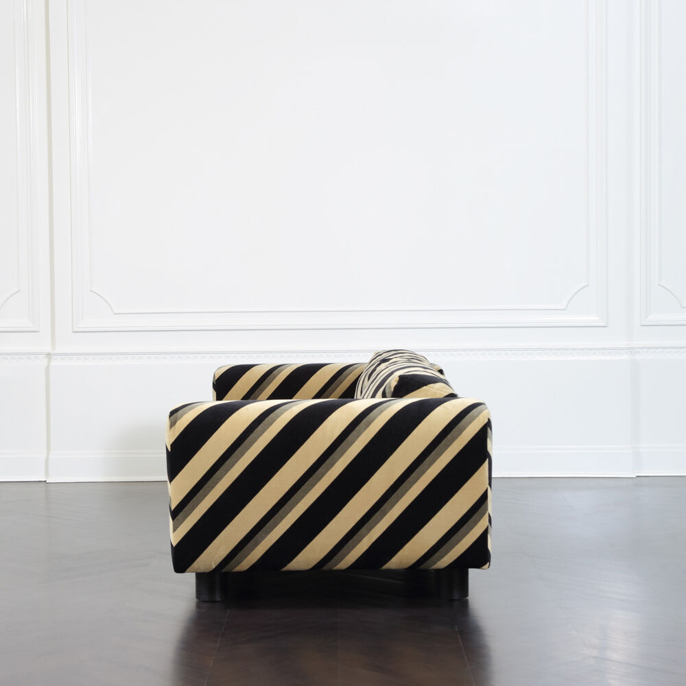 DURANT 108" SOFA