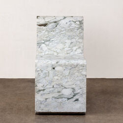 HUME CHAIR