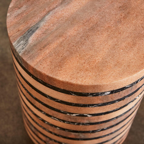 LINEAGE STOOL