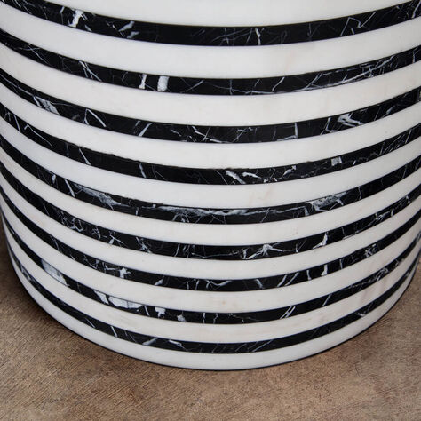LINEAGE STOOL