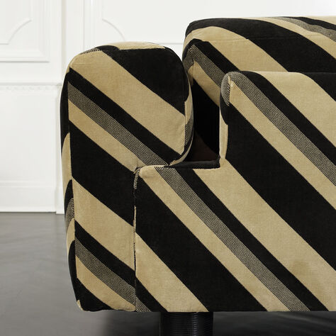 DURANT 96" SOFA