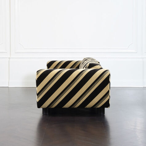DURANT 96" SOFA