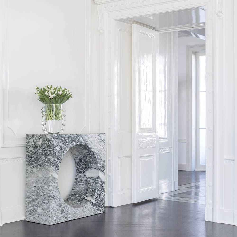 SELBY CONSOLE