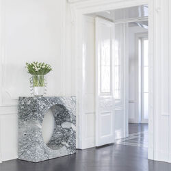 SELBY CONSOLE