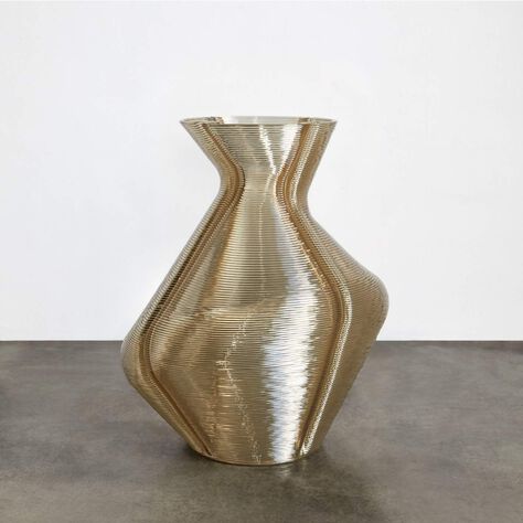 Changing Vase Medium