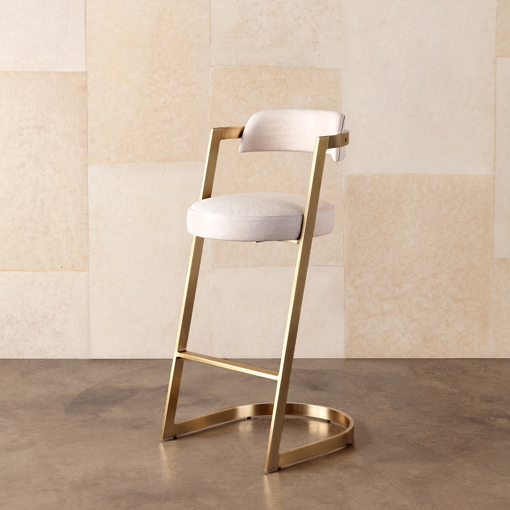 STUDIO BAR STOOL
