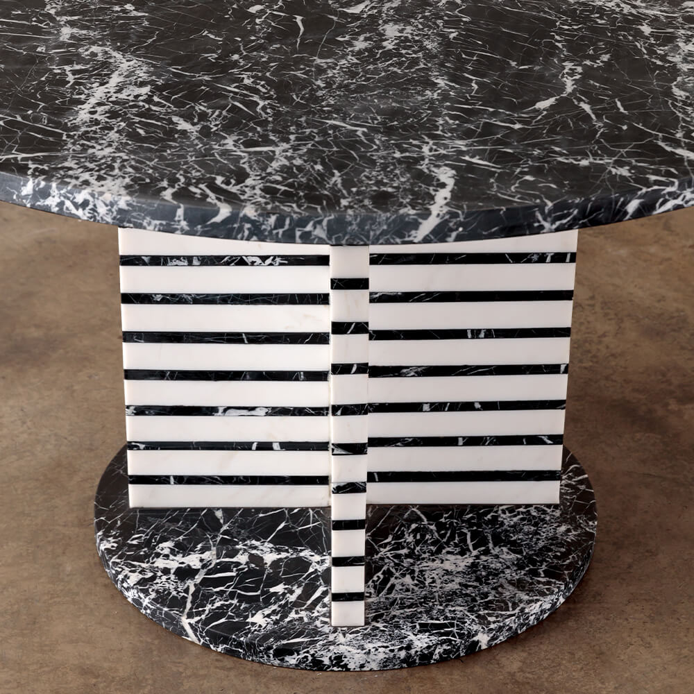 LINEAGE DINING TABLE image number 3