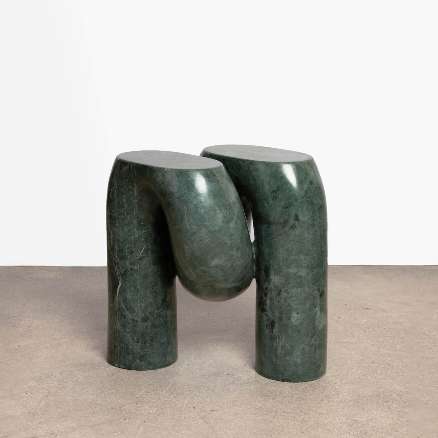 Nudo Side Table image number 0