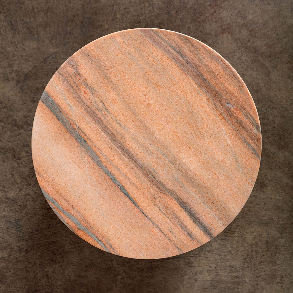 MONOLITH SIDE TABLE image number 3