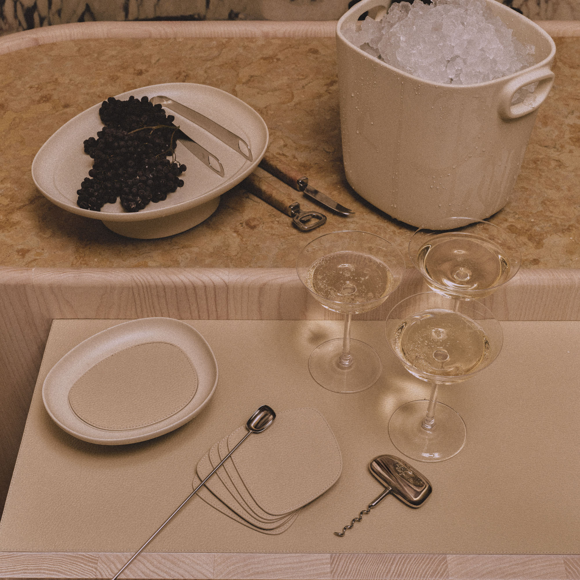 Maris Round Tray