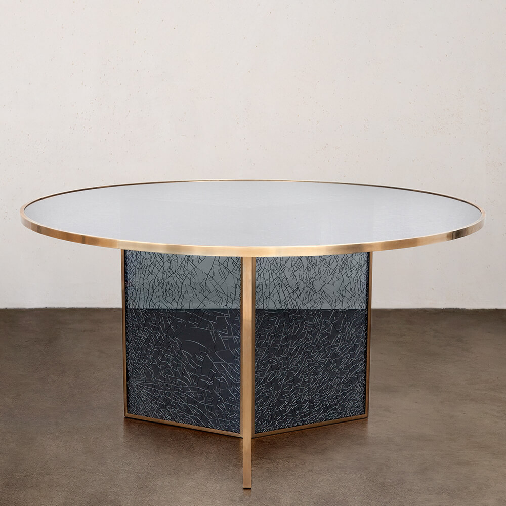 Superluxe Round Fractured Table