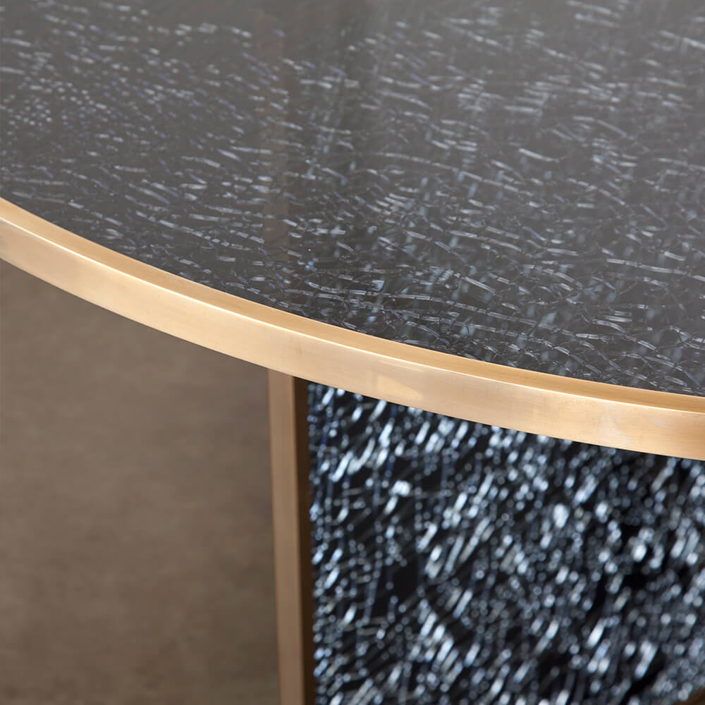 Superluxe Round Fractured Table image number 4
