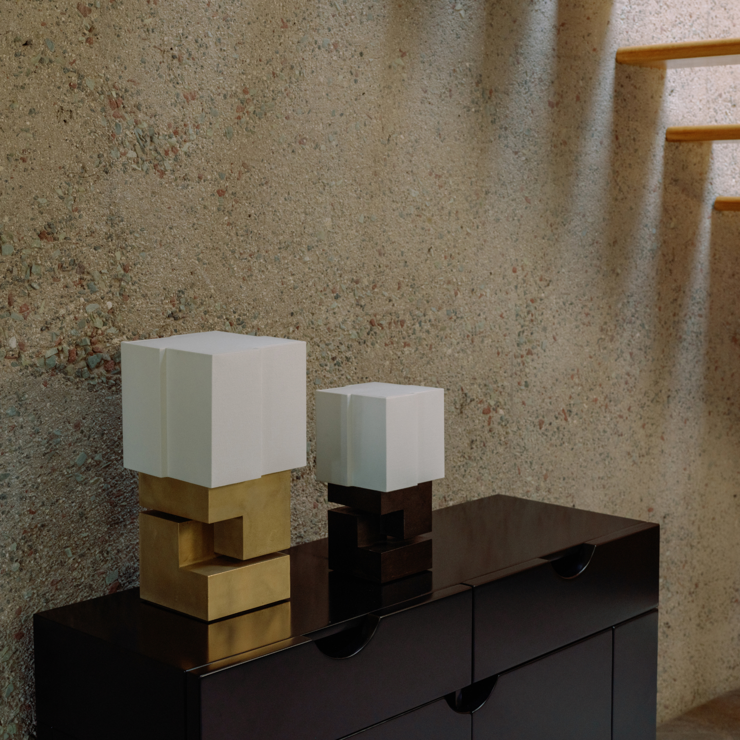 Nucleo 18" Table Lamp