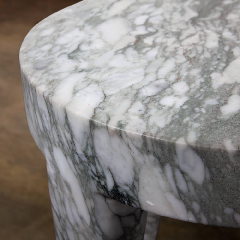 TRIBUTE STOOL LARGE image number 3