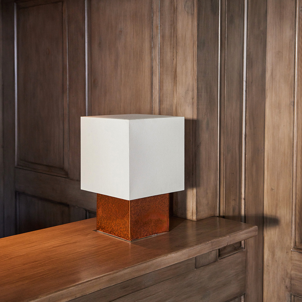 PARI PETITE SQUARE TABLE LAMP