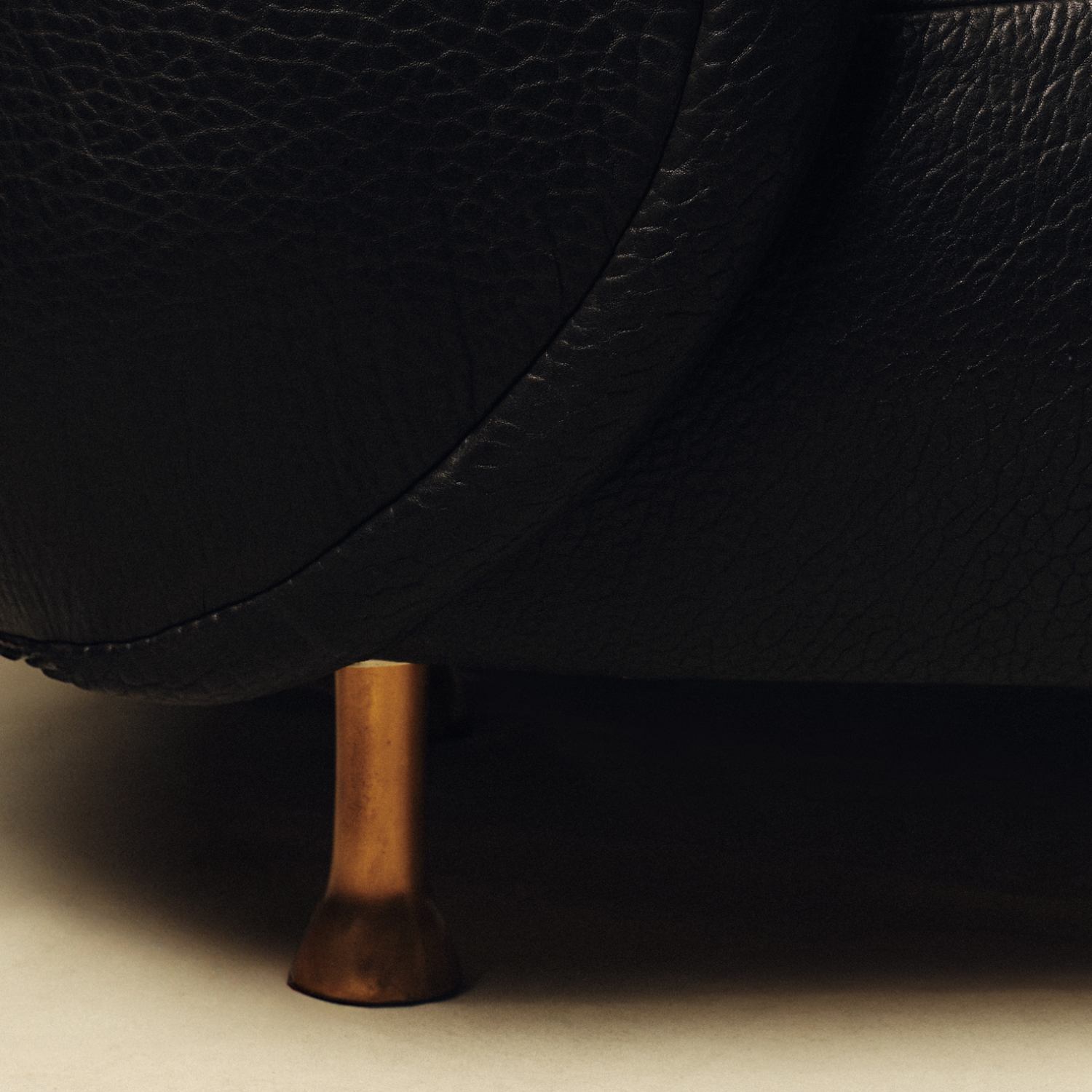 LUCIEN SOFA