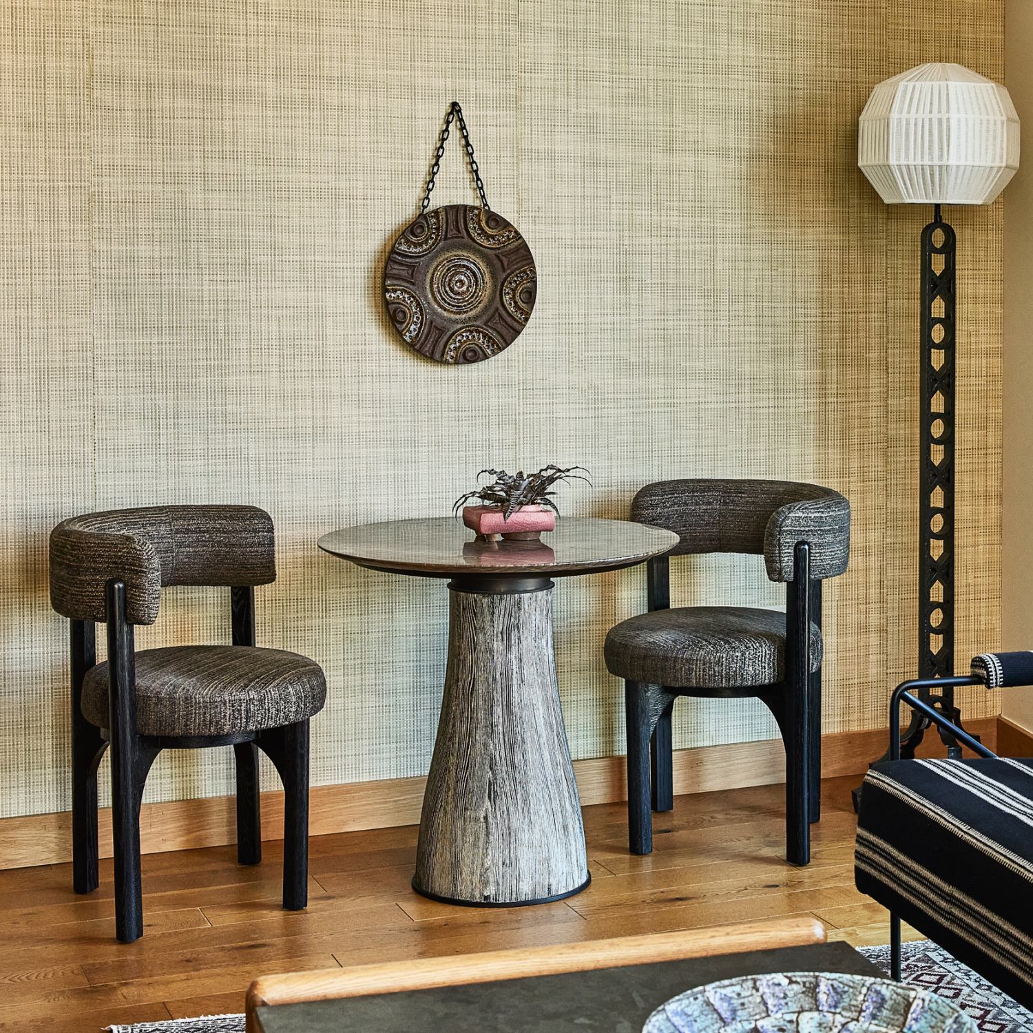CAMDEN DINING TABLE