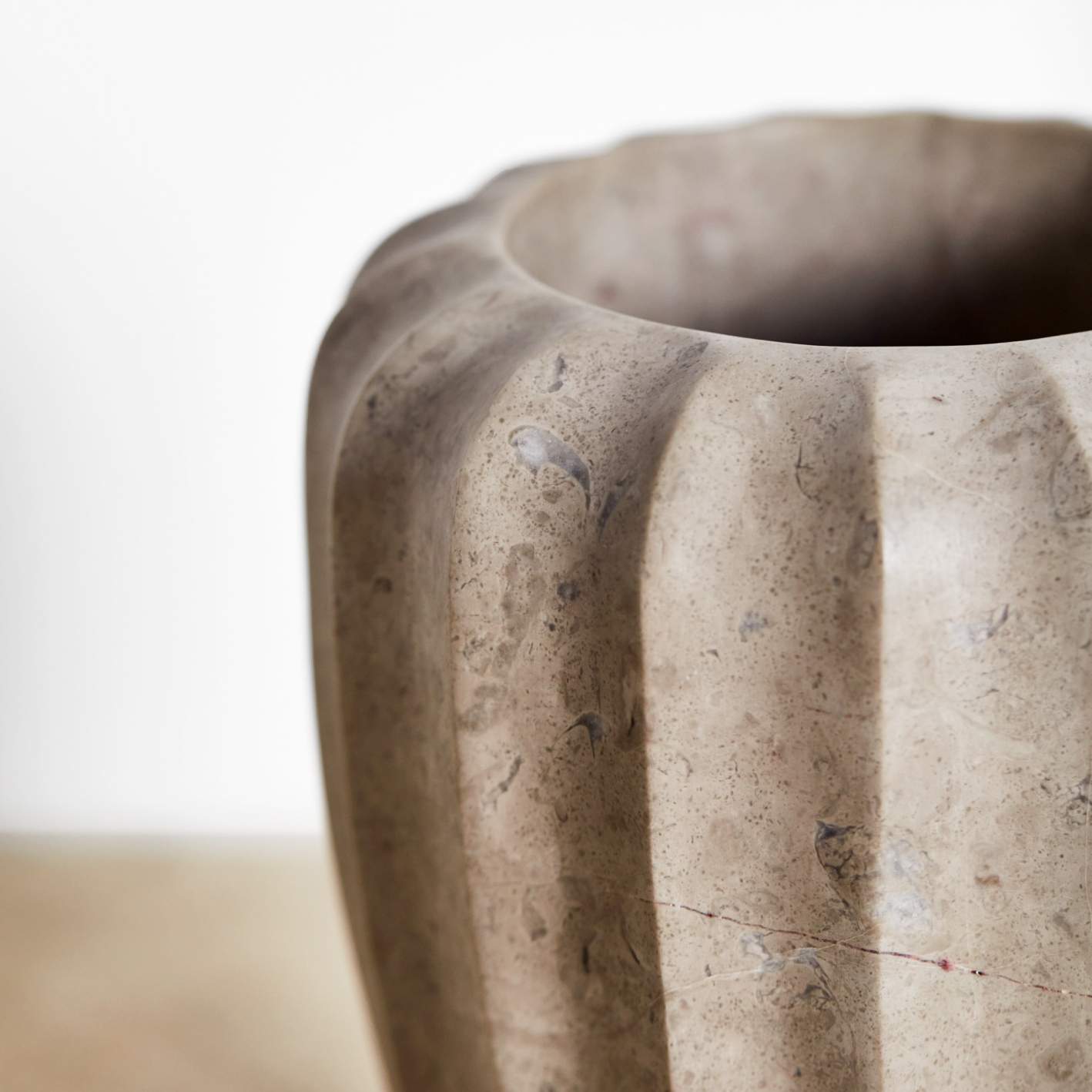FLUTED SMALL VASE image number 4
