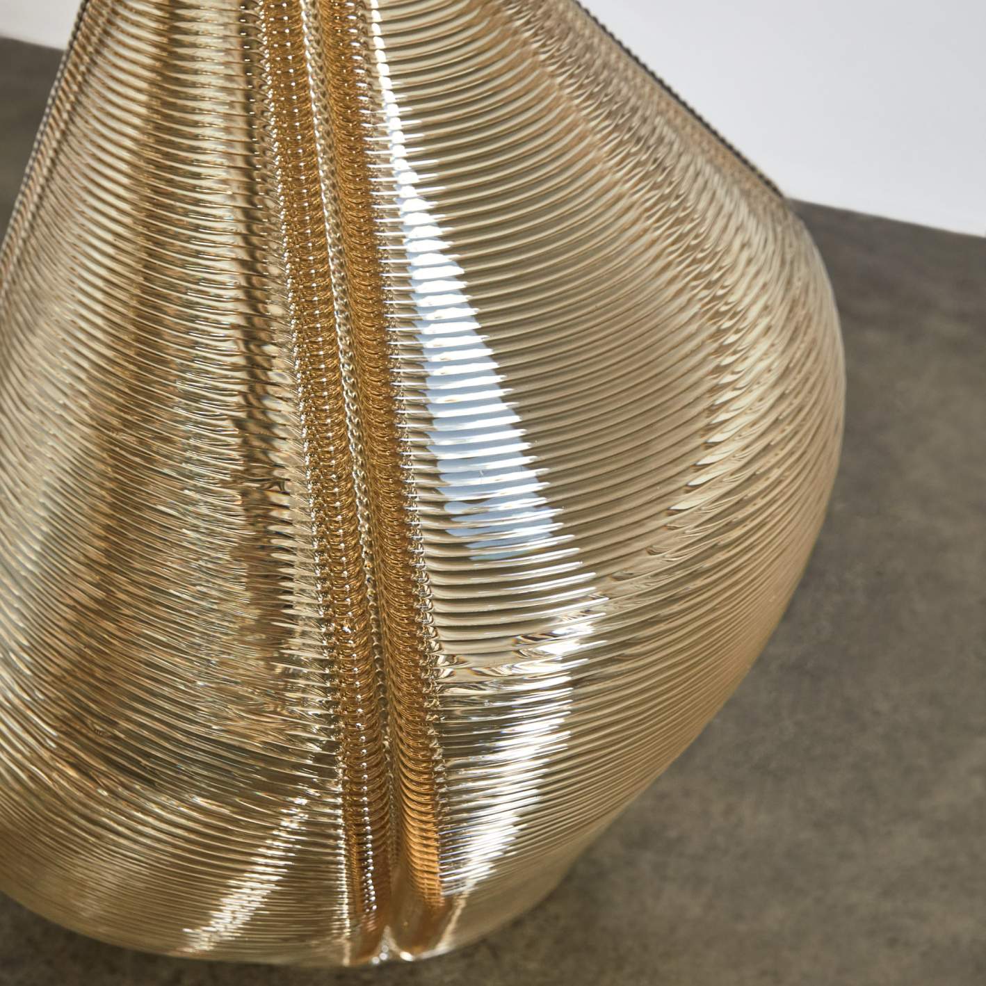 Changing Vase