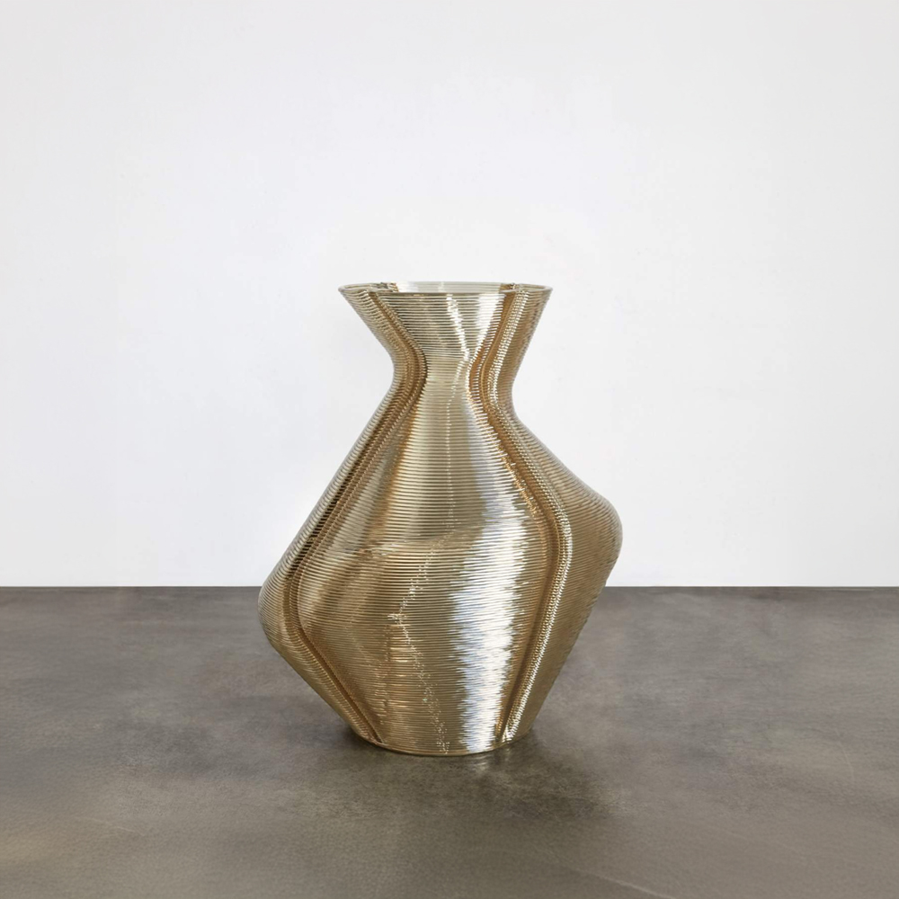 Changing Vase