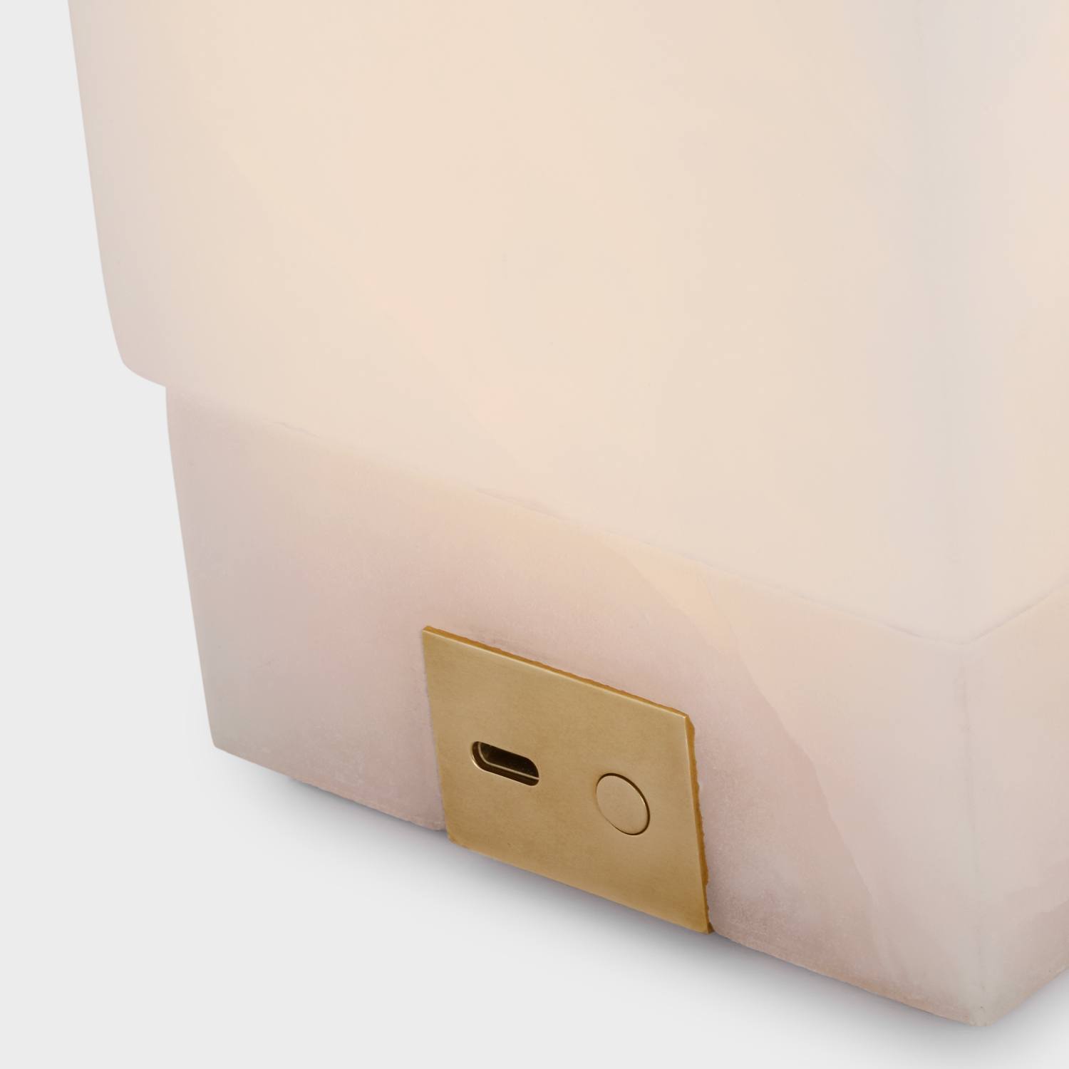 Covet 6" Rechargeable Accent Lamp