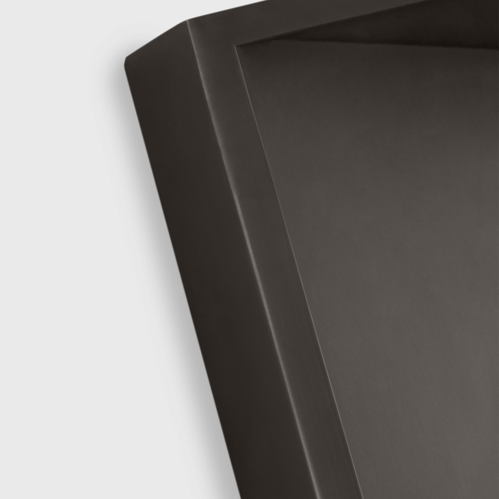 Punto 10" Wall