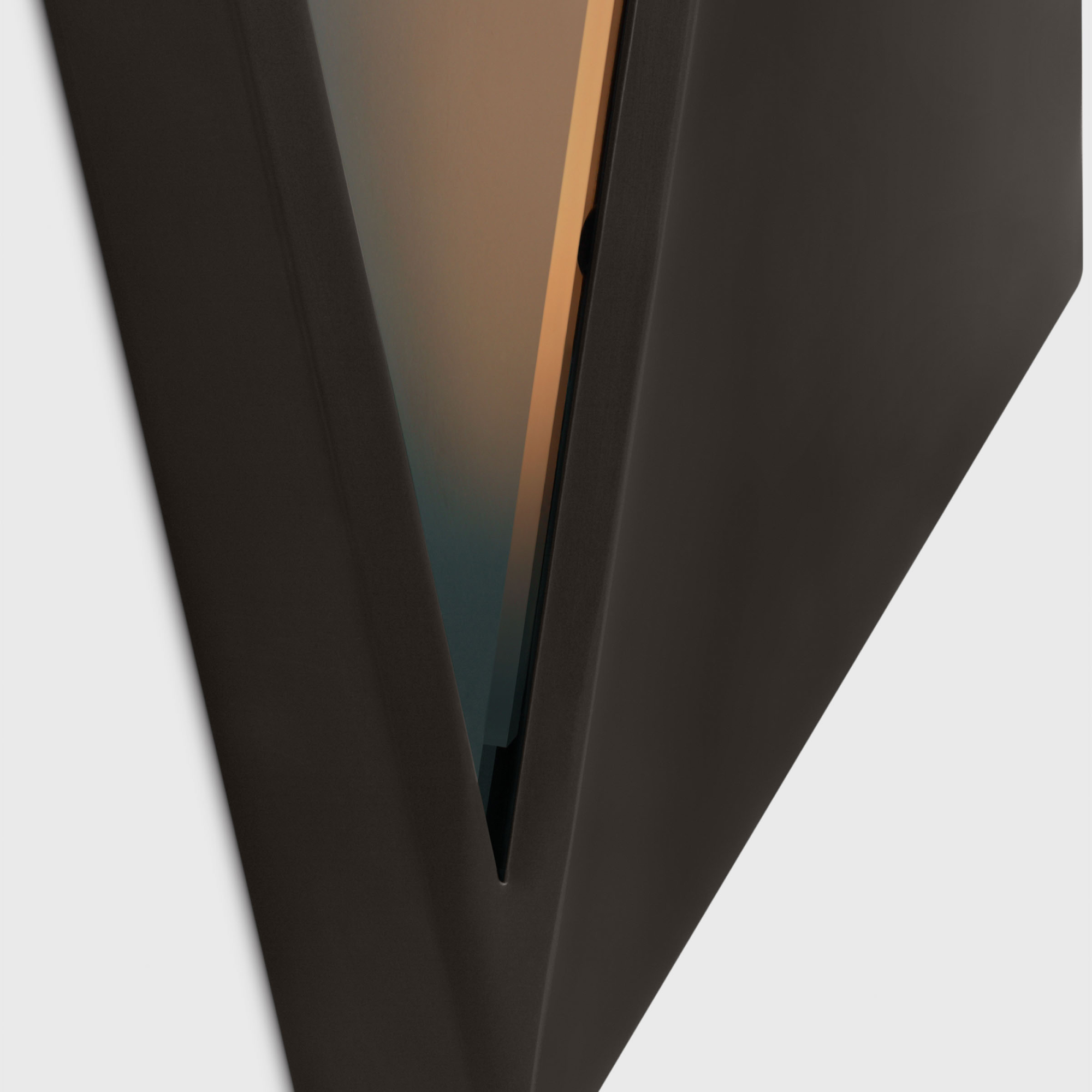 Punto 30" Wall