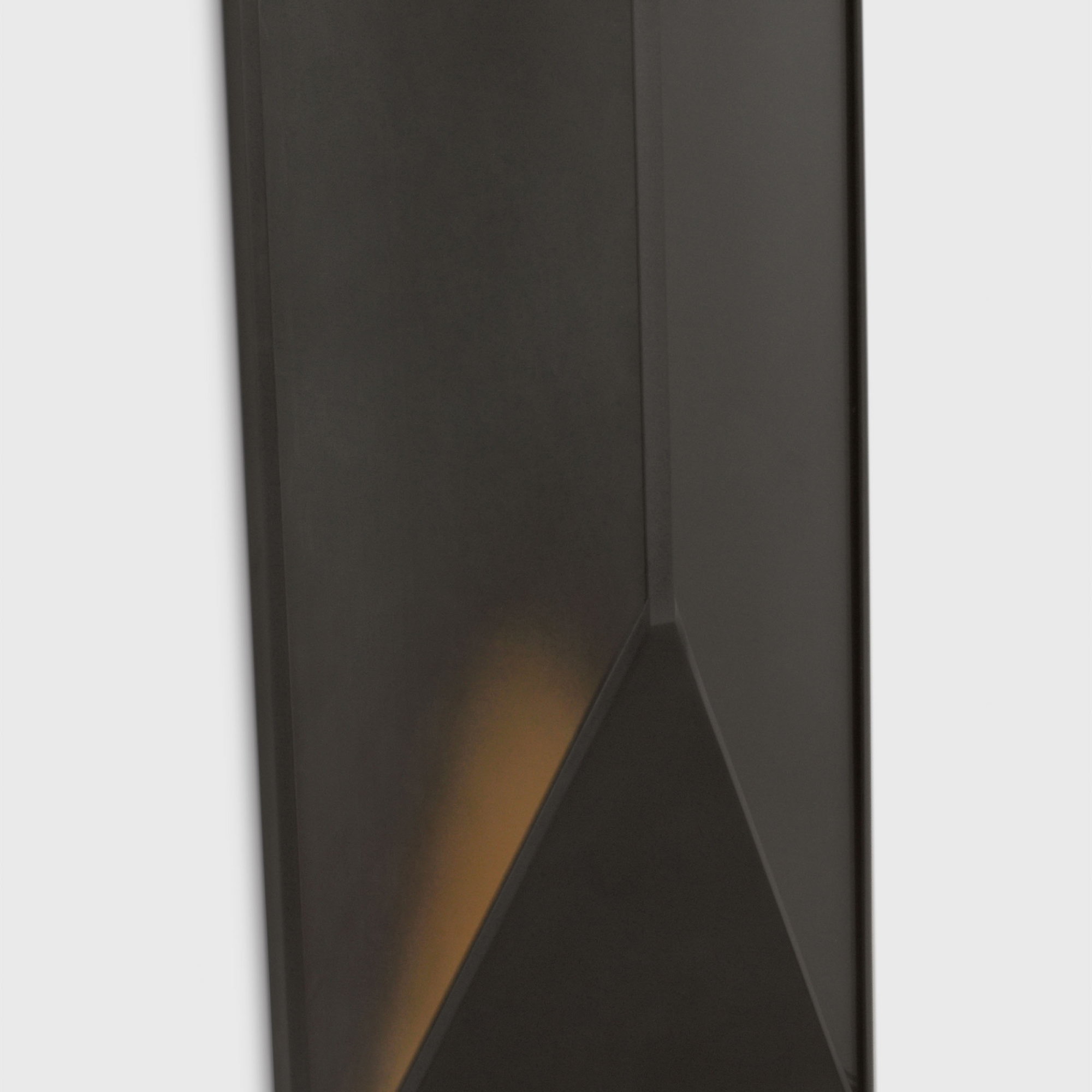 Punto 30" Wall