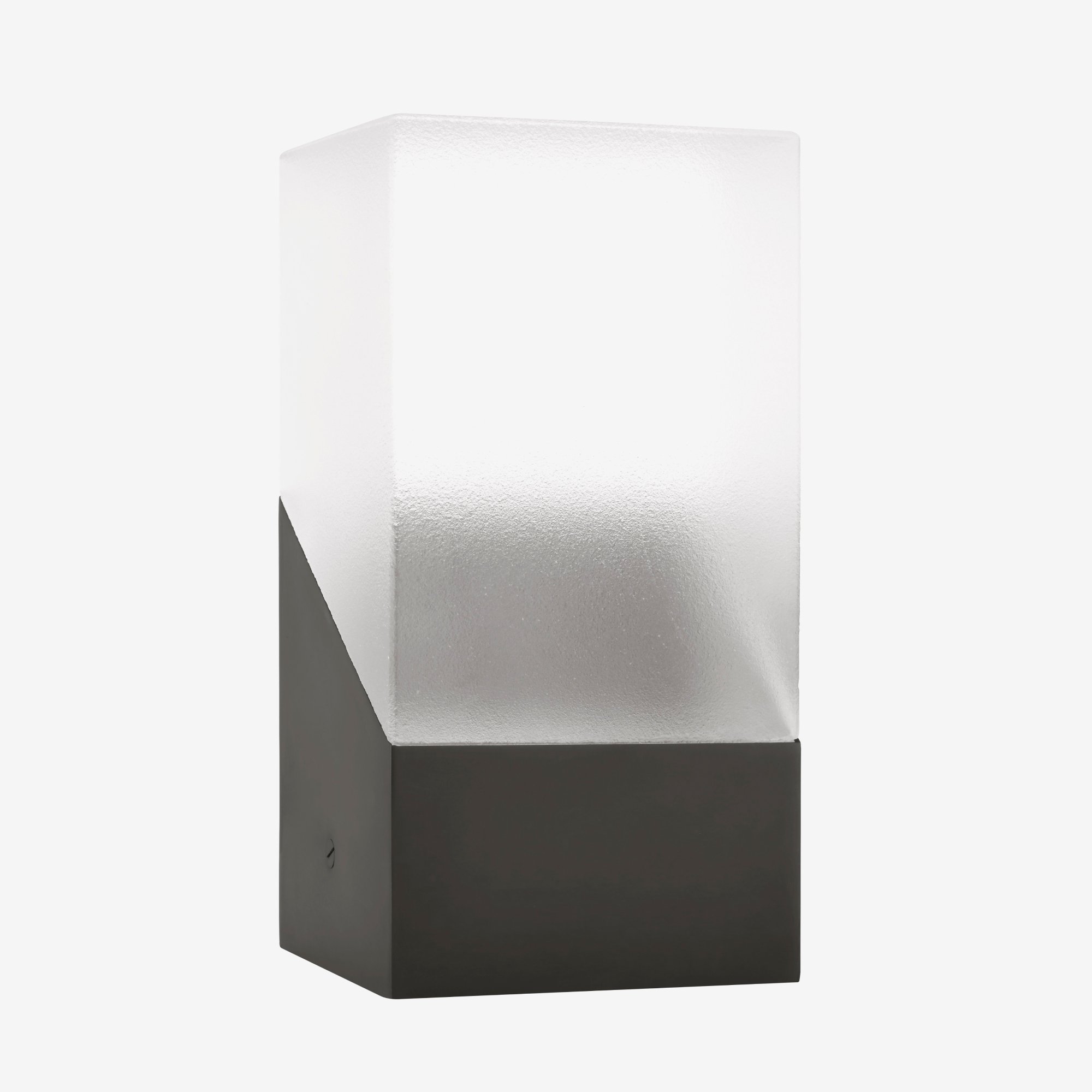 Pezzo 10" Rechargeable Table Lamp