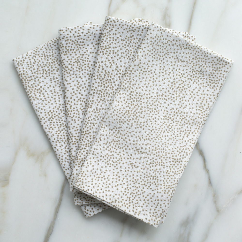 DOTS DINNER NAPKINS - BEIGE image number 0