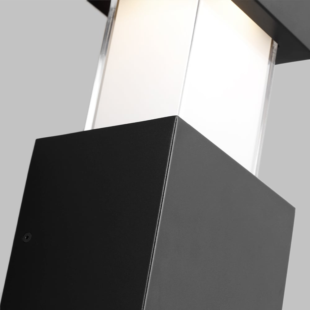 Leagan Wide Medium Wall Sconce