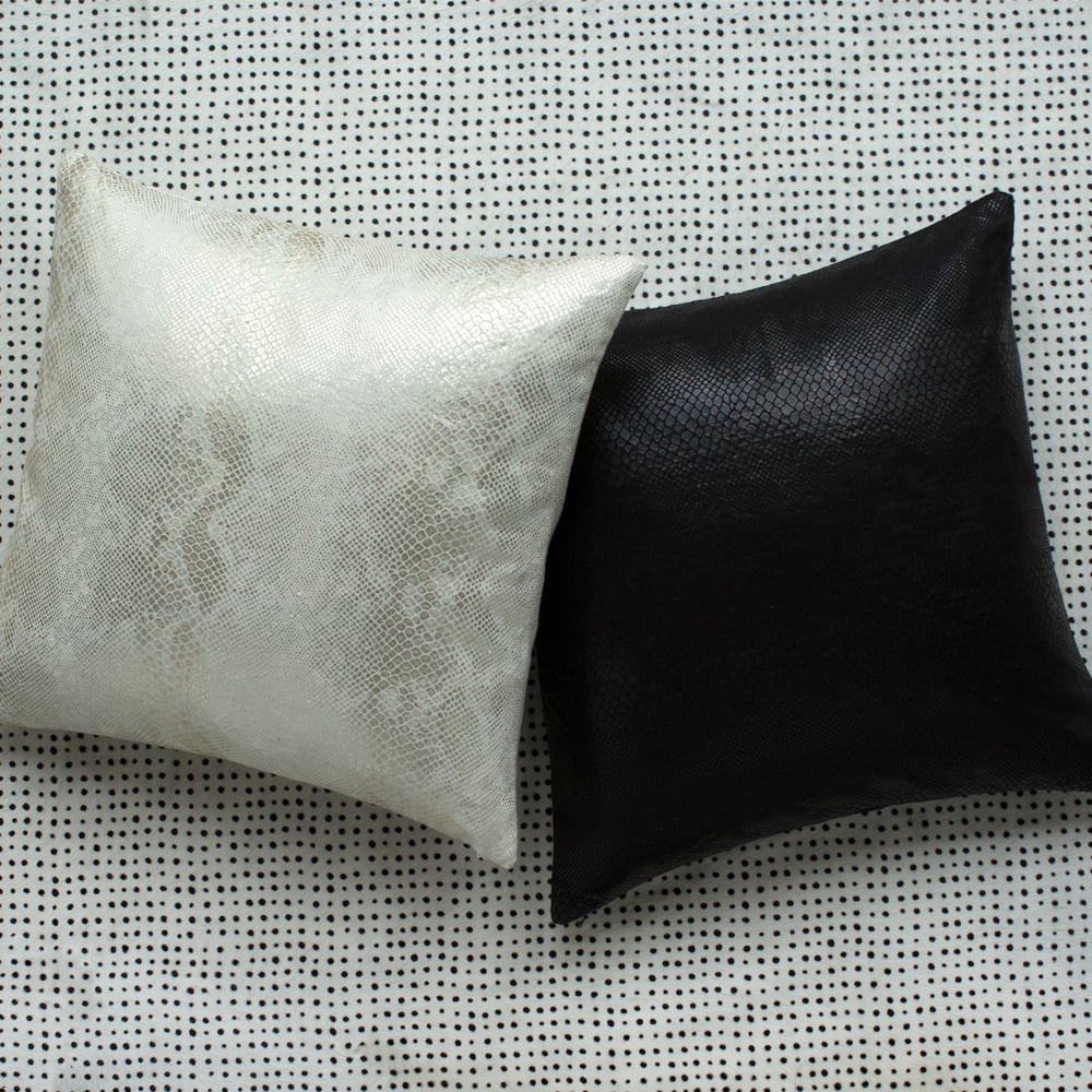 SERPENT PILLOW