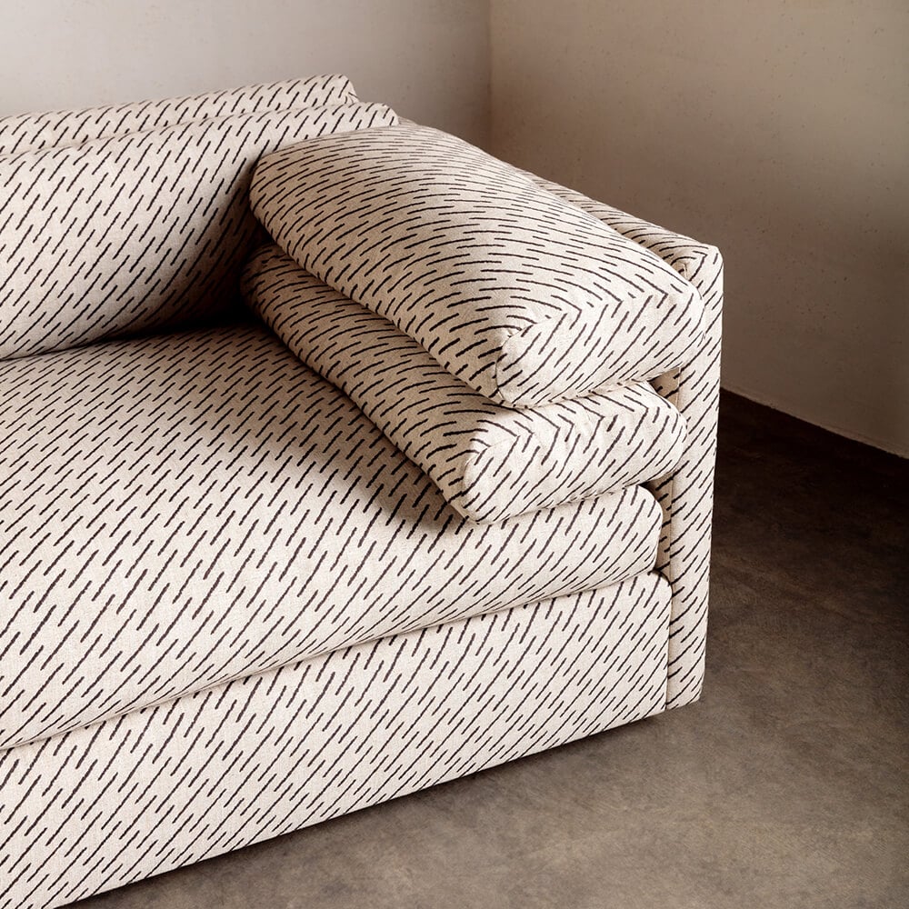 PARALLET SOFA