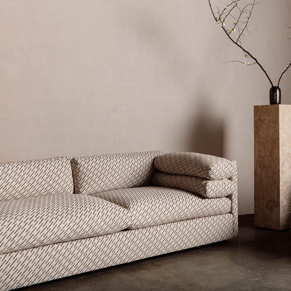 PARALLET SOFA