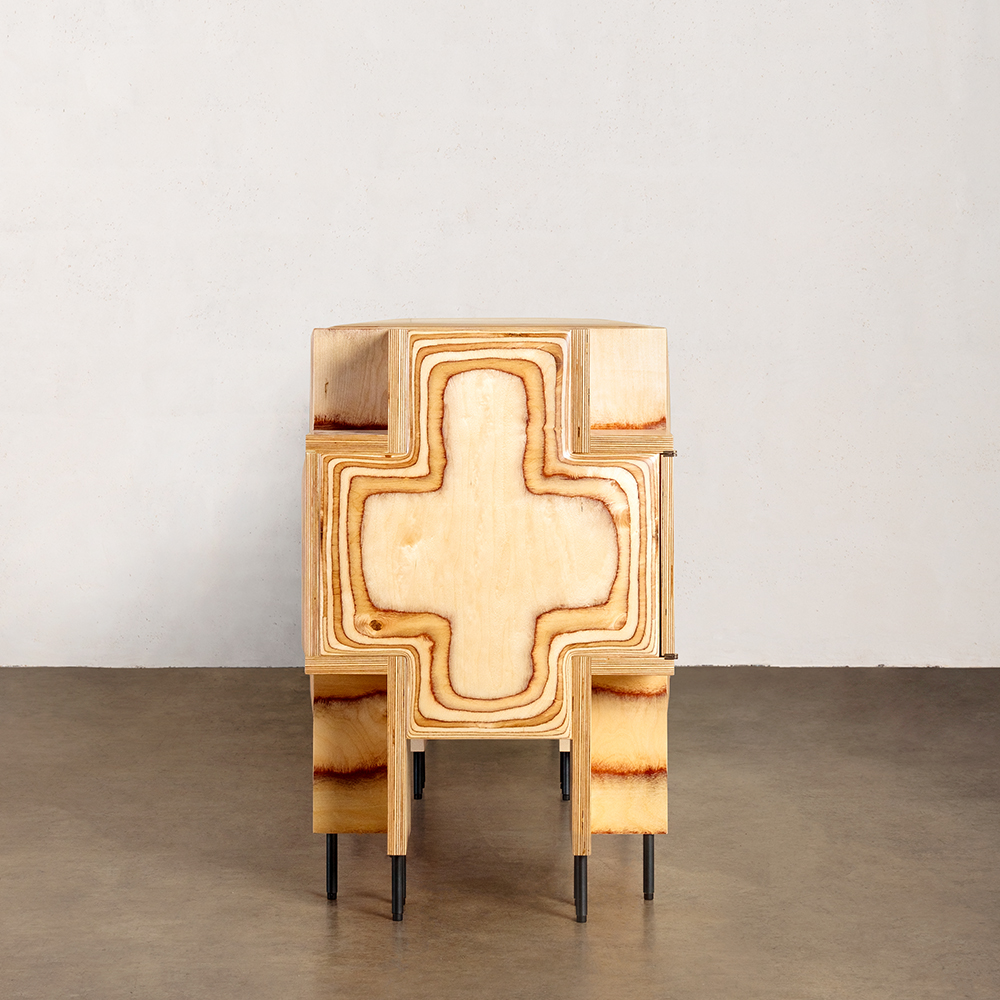 SUPERLUXE TRANCAS CREDENZA image number 4
