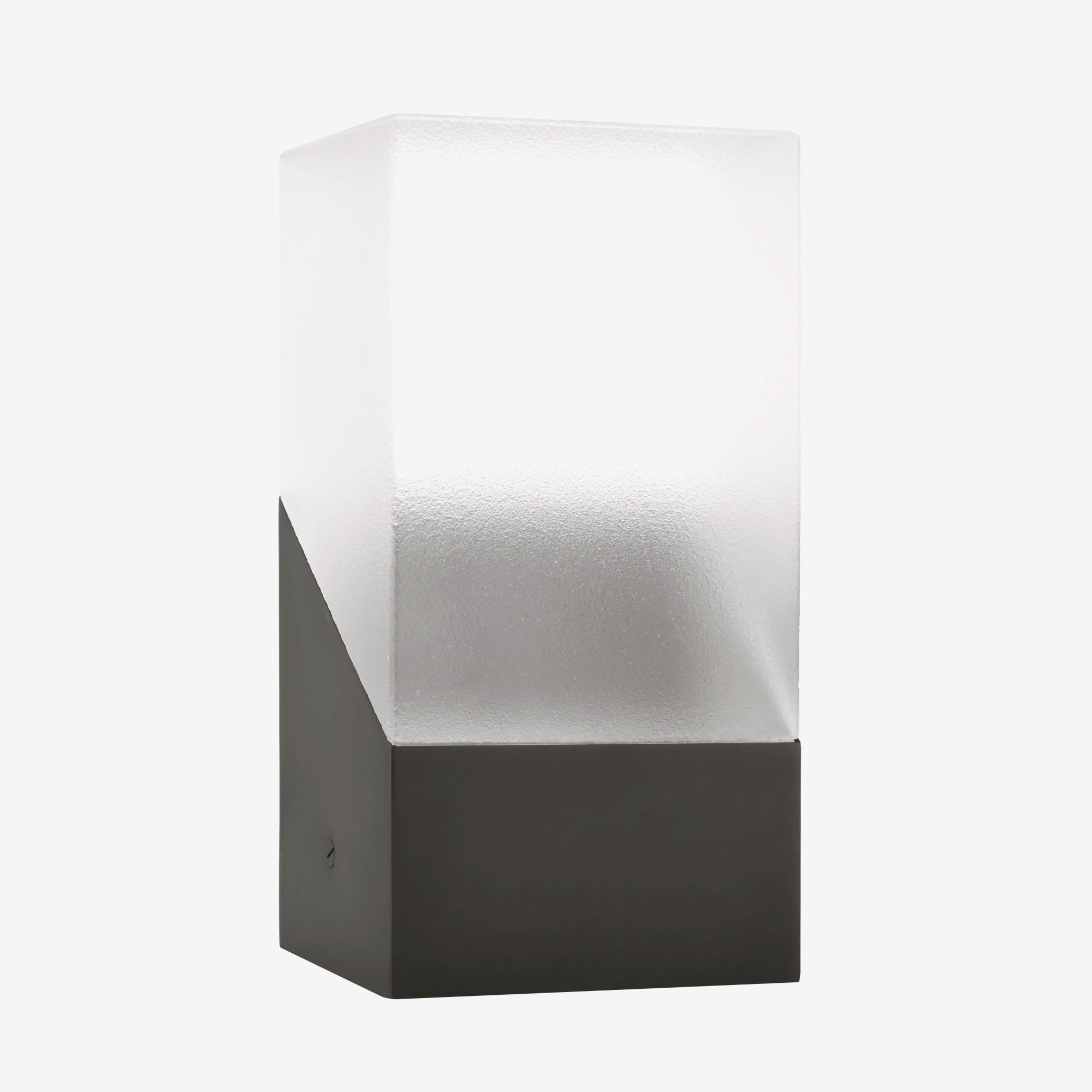 Pezzo 10" Rechargeable Table Lamp