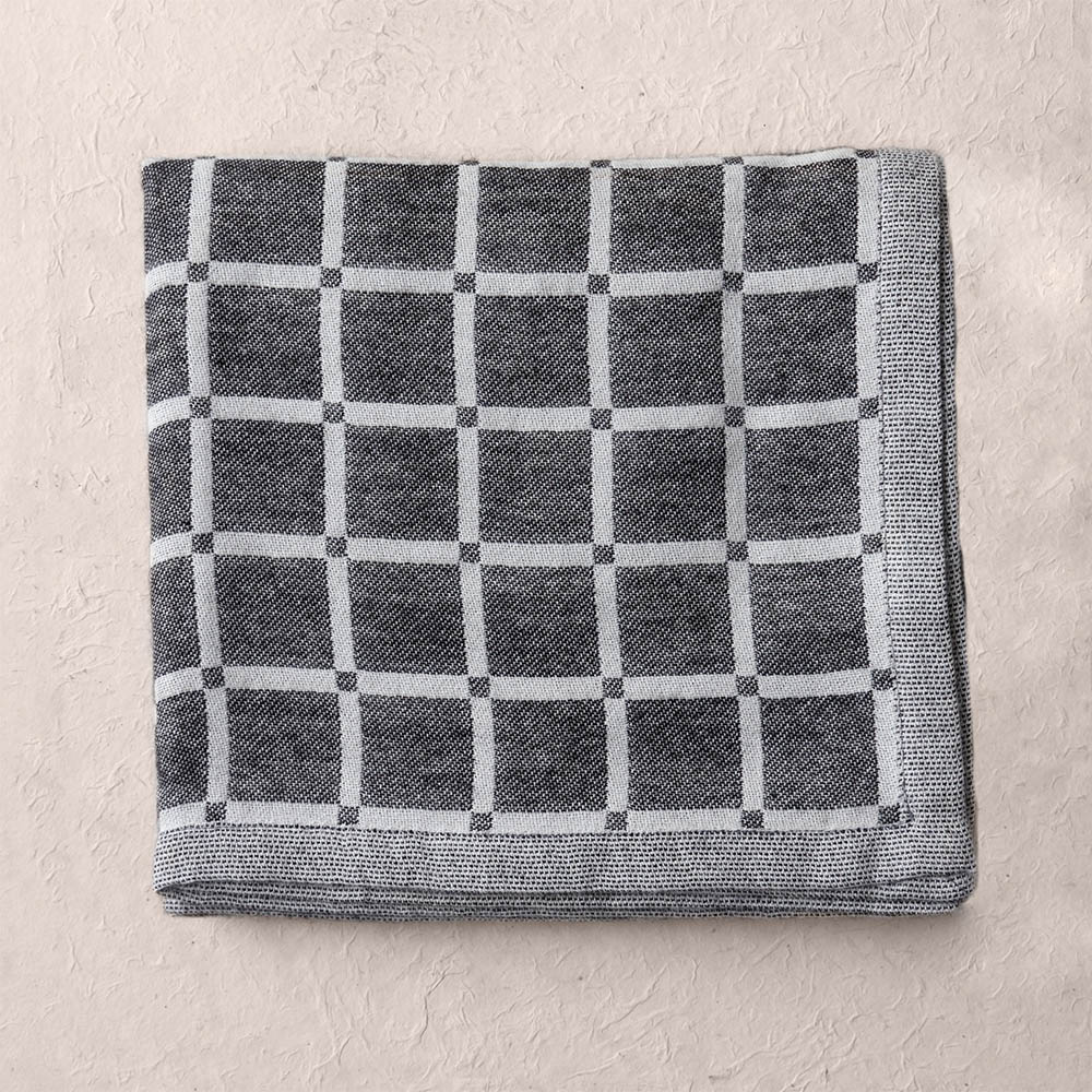 GEO THROW image number 0