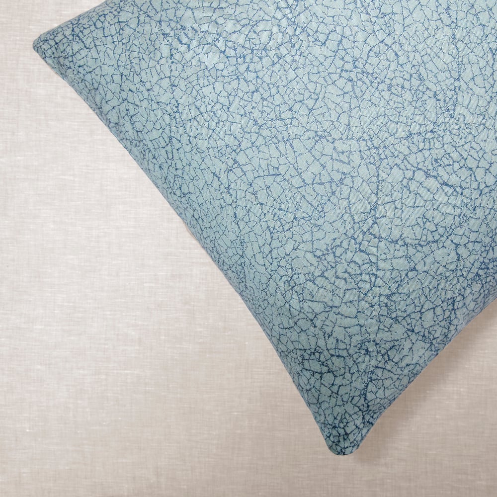 BREAKWATER OUTDOOR PILLOW - BAY