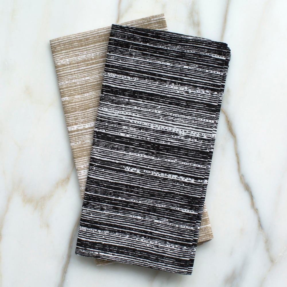 STRIATED DINNER NAPKINS - BLACK