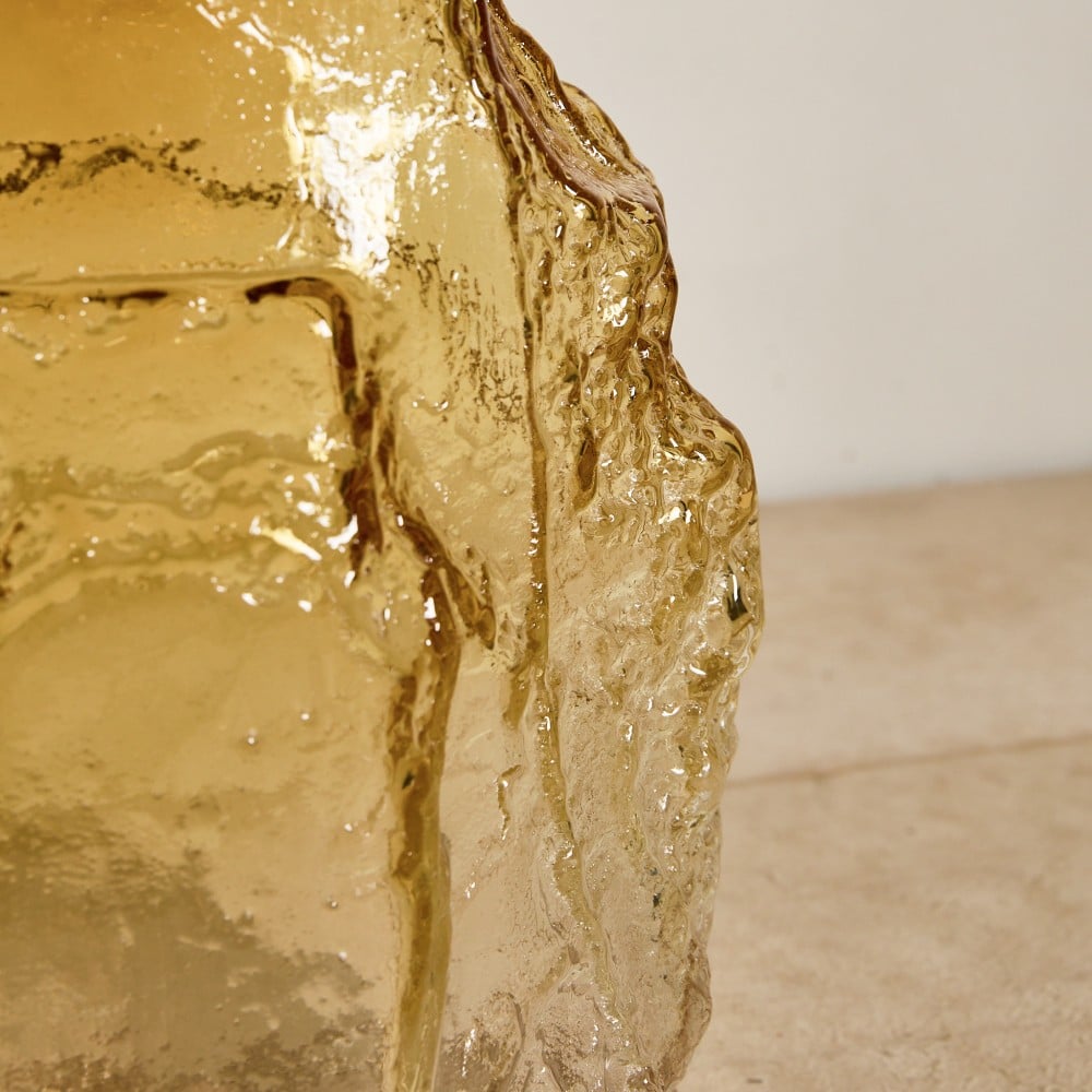 Foam-Crafted Fusion Vase