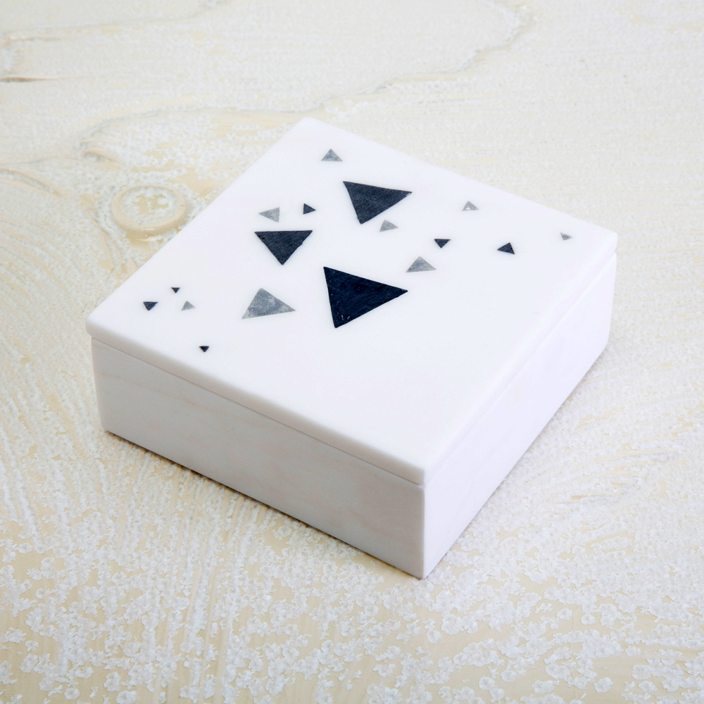 PRISM BOX