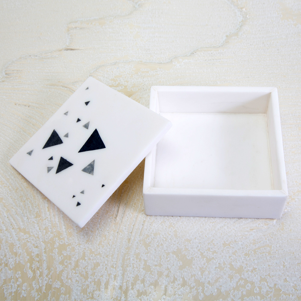 PRISM BOX