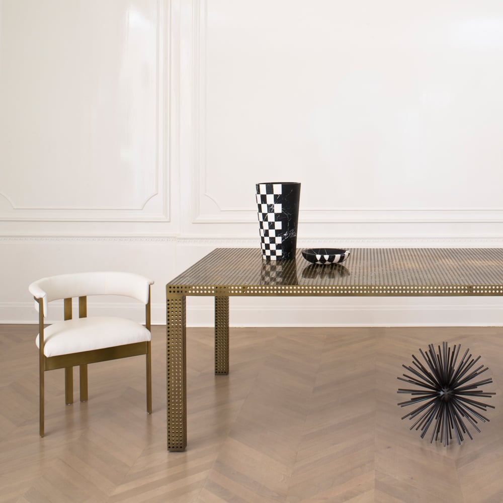 PRECISION DINING TABLE