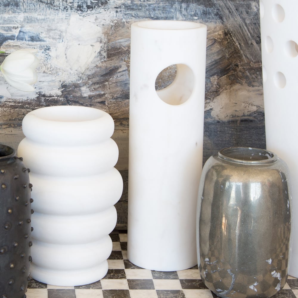 PUNCTURE VASE