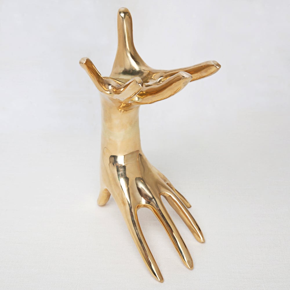 DICHOTOMY SCULPTURE