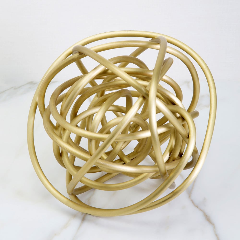KNOT SCULPTURE