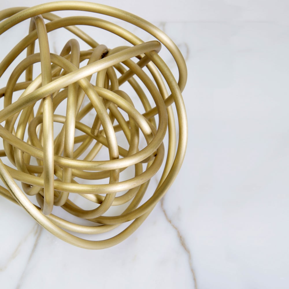 KNOT SCULPTURE
