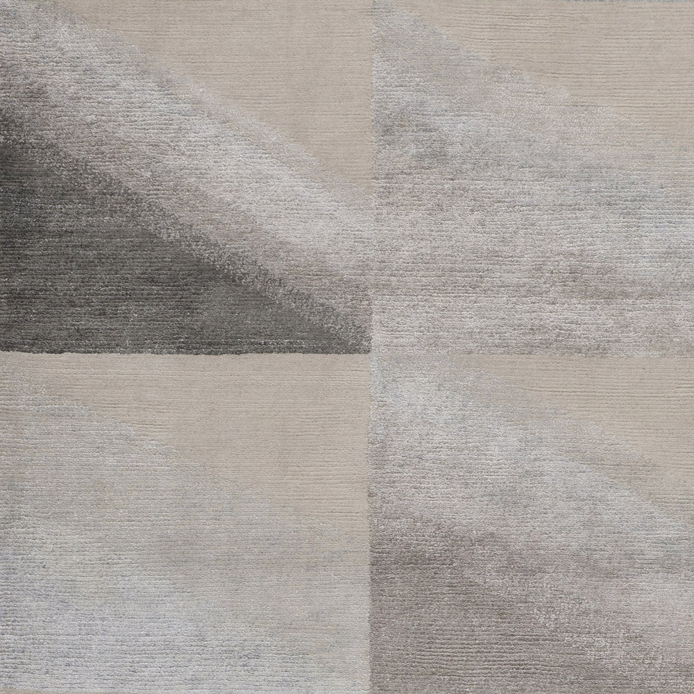 ILLUME RUG