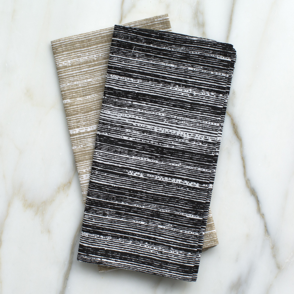 STRIATED DINNER NAPKINS - BLACK